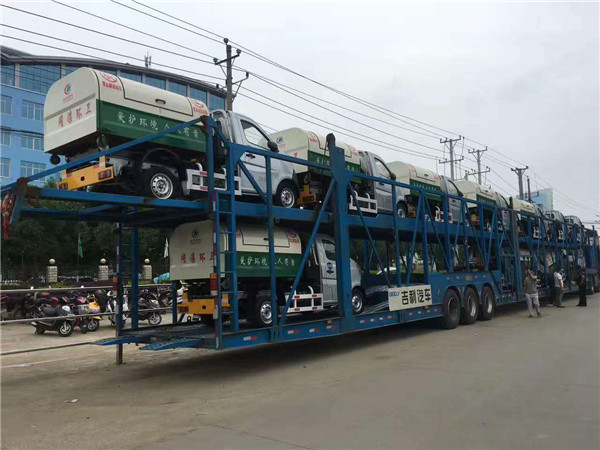 36台长安勾臂垃圾车发往山西大同_政府采购首选