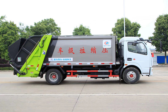 江西萍乡张总订购东风8放压缩垃圾车一台