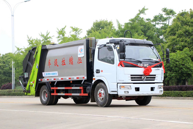 江西萍乡张总订购东风8放压缩垃圾车一台