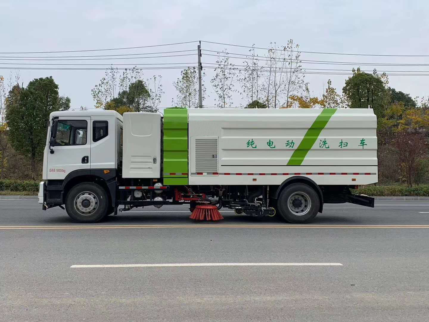 东风华神大型纯电动洗扫车配置/参数/图片