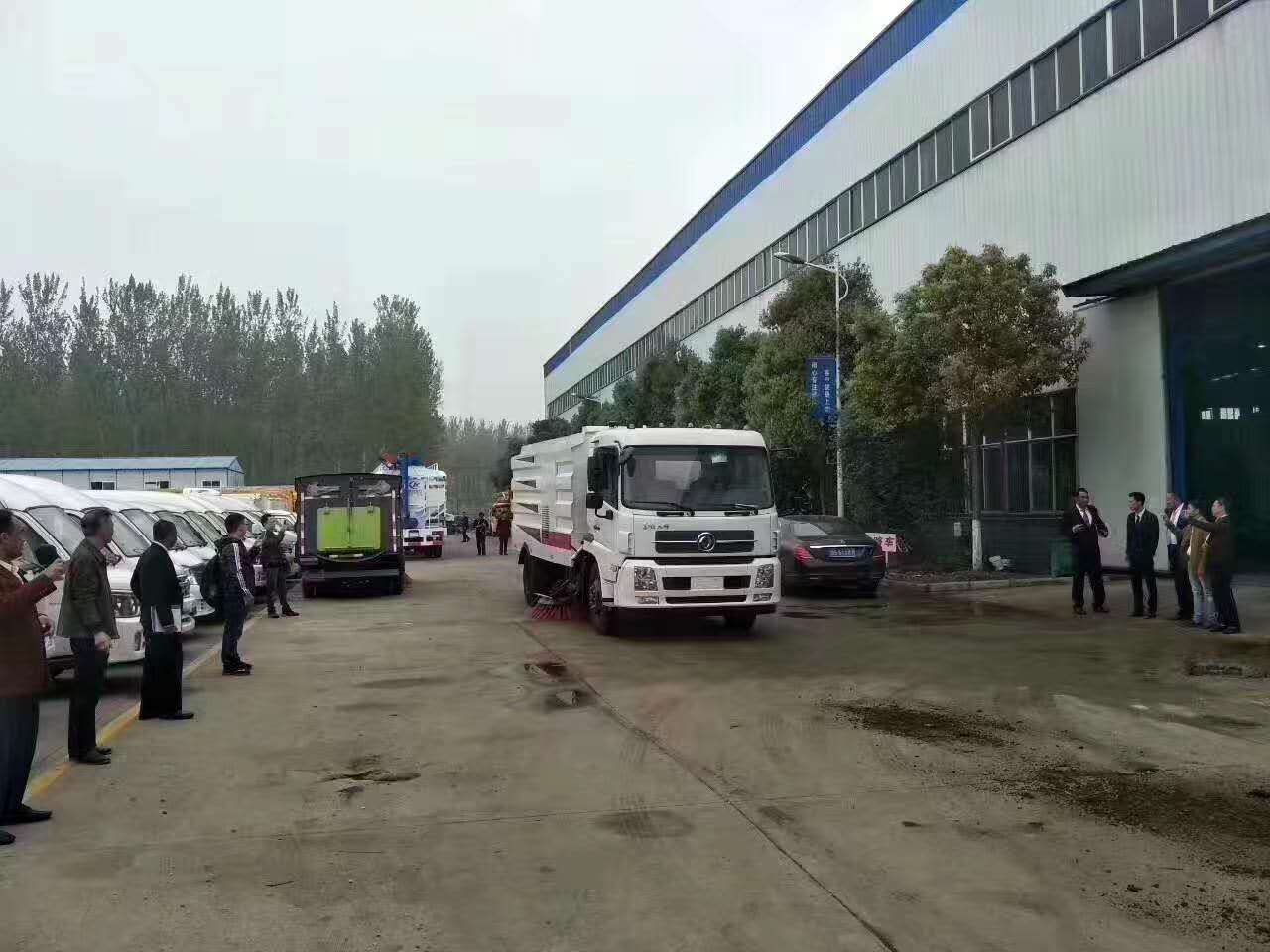 缅甸环保局领导带领多位市长来程力公司参观订