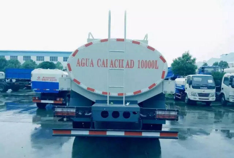 程力出口委内瑞拉100台江淮洒水车圆满完成