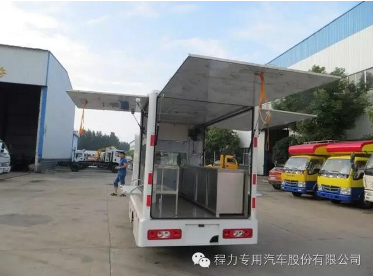 迪拜客户都中意的车——流动餐饮车