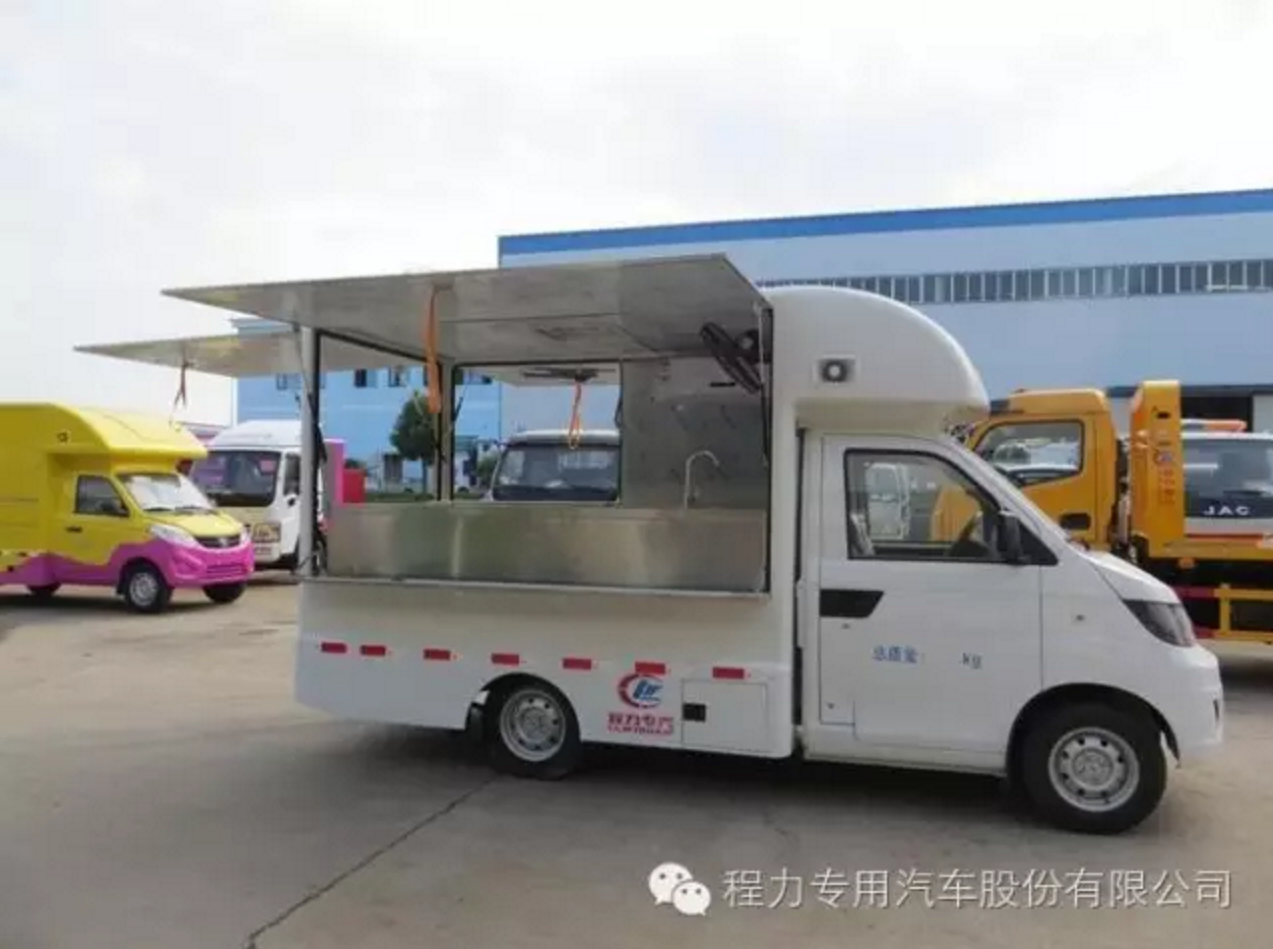 迪拜客户都中意的车——流动餐饮车