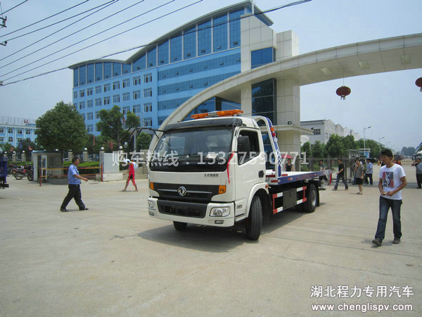 山西太原一宝马4S店在我厂定购一台东风凯普特平