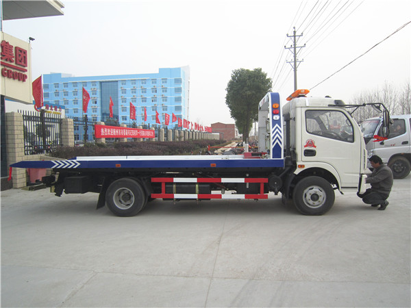 山西太原一宝马4S店在我厂定购一台东风凯普特平