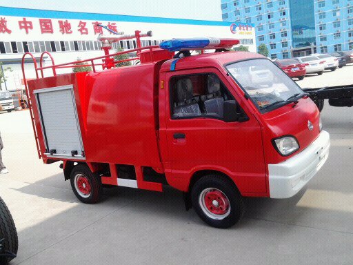 客户在我厂定购的一台长安小型消防车
