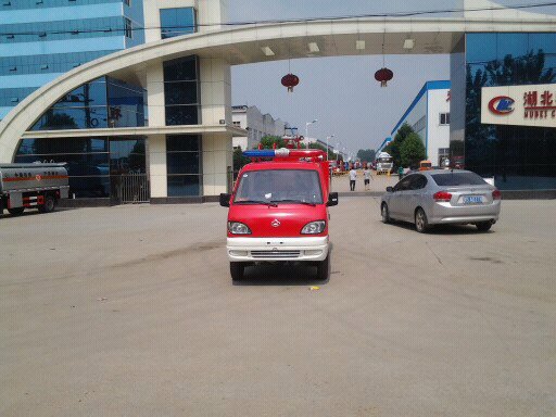 客户在我厂定购的一台长安小型消防车