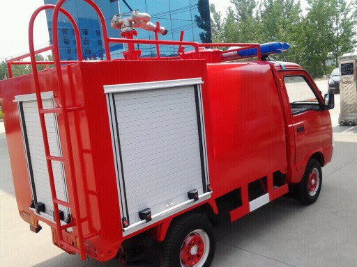 客户在我厂定购的一台长安小型消防车