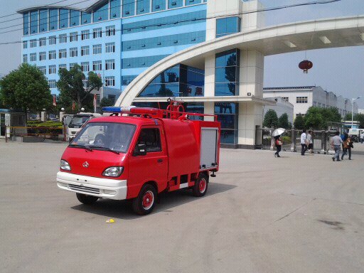 客户在我厂定购的一台长安小型消防车